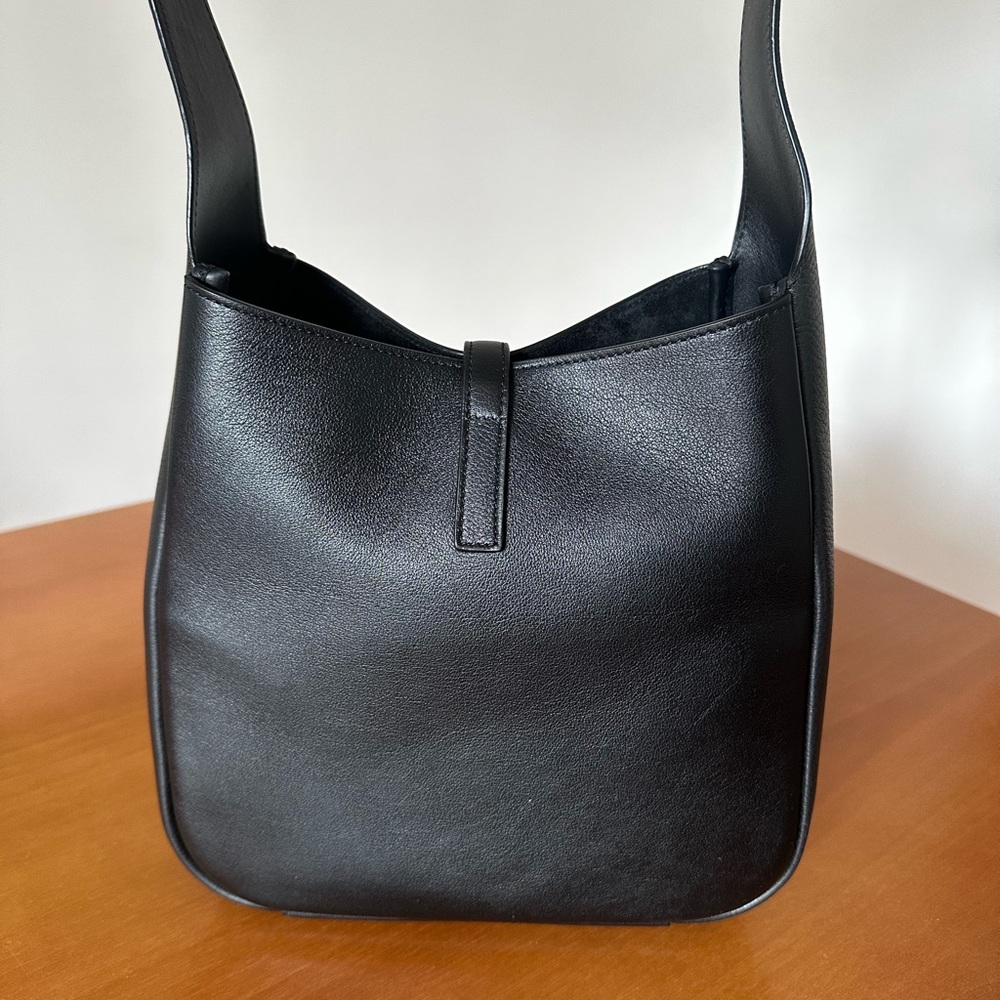 Saint Laurent Le 5 a 7 supple black - Picture 15 of 16